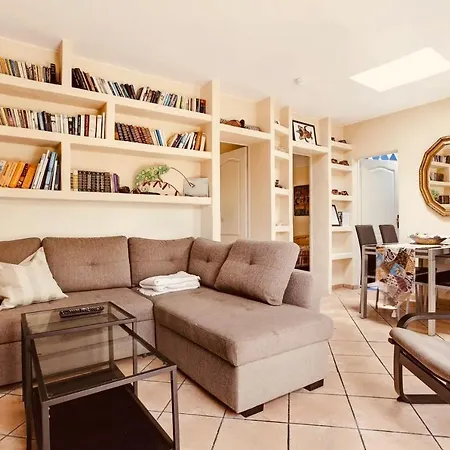 Casa Apartment *