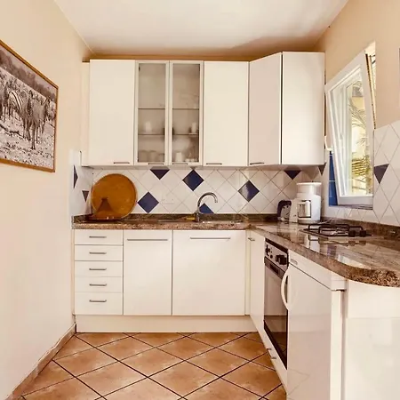 Casa شقة