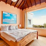 Casa *