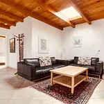 Casa Διαμέρισμα *